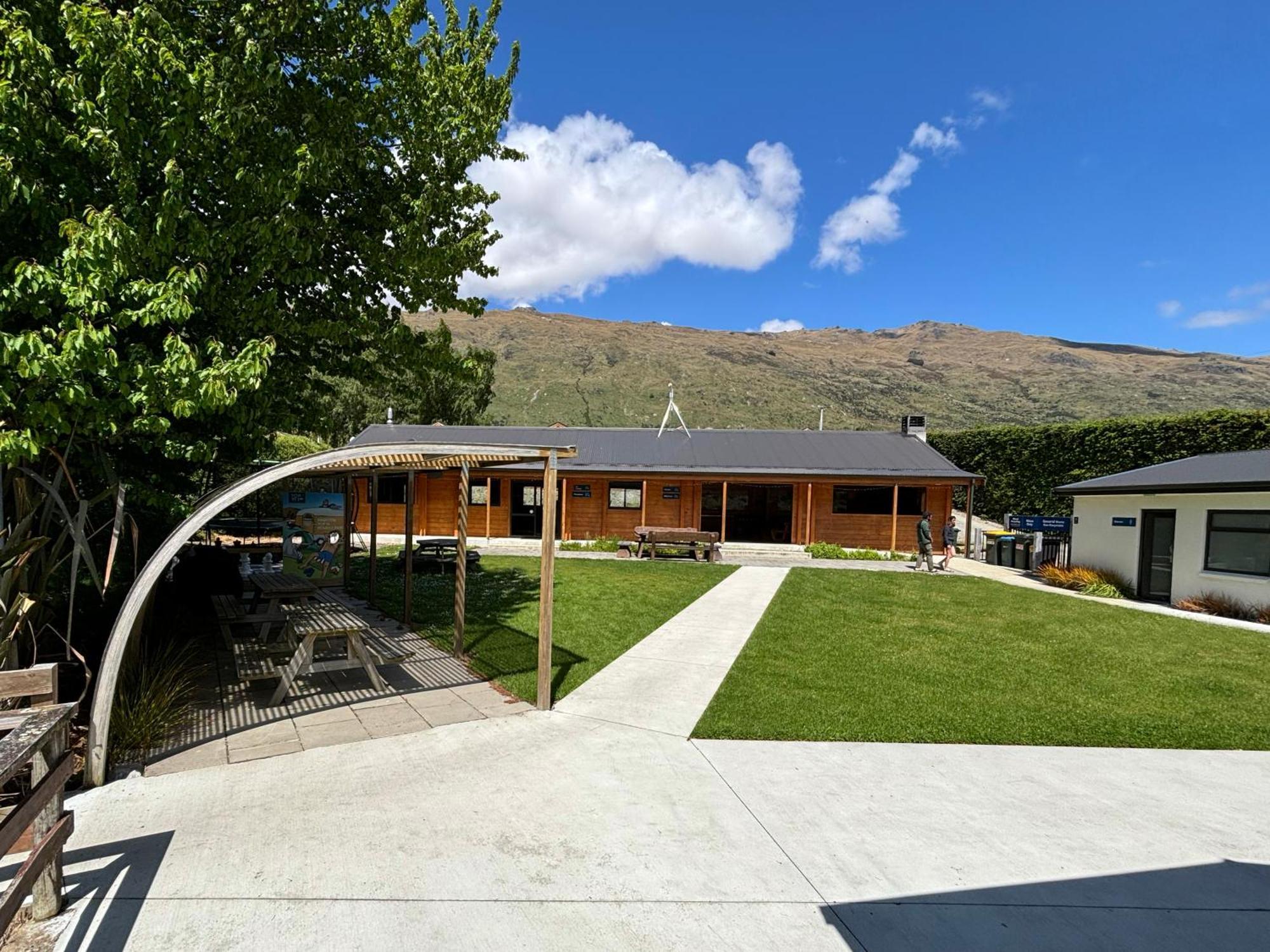 Kingston Top 10 Holiday Park Exterior foto